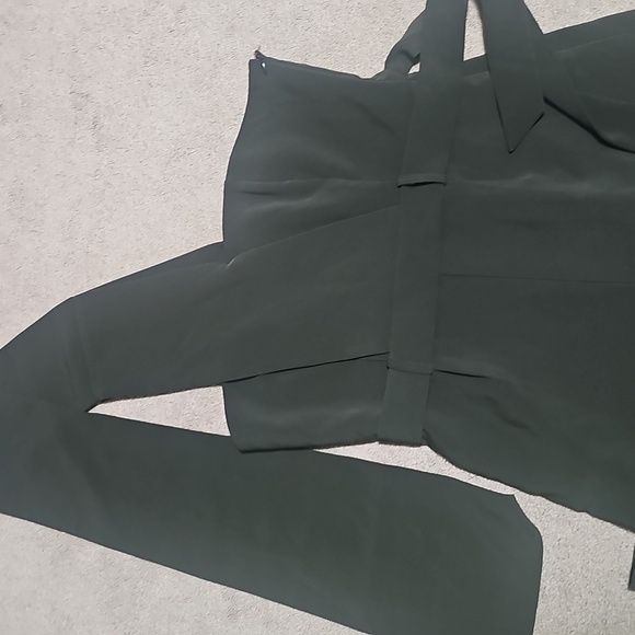 Elegant Dark Green One-Shoulder Jumpsuit - Picture 6 of 11